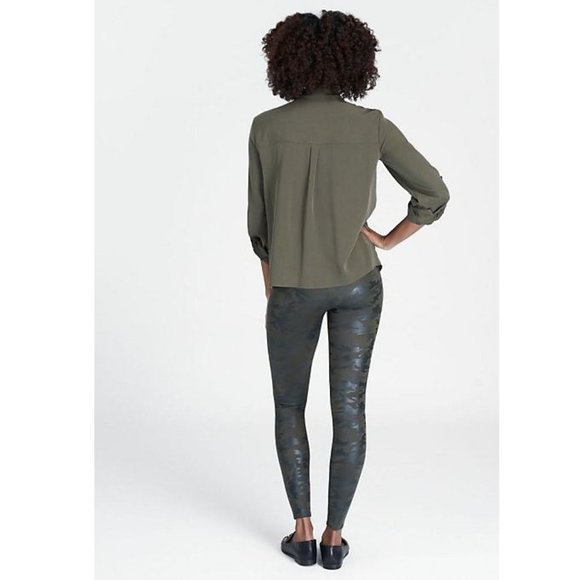 NWT SPANX Faux leather camo leggings - Picture 2 of 5